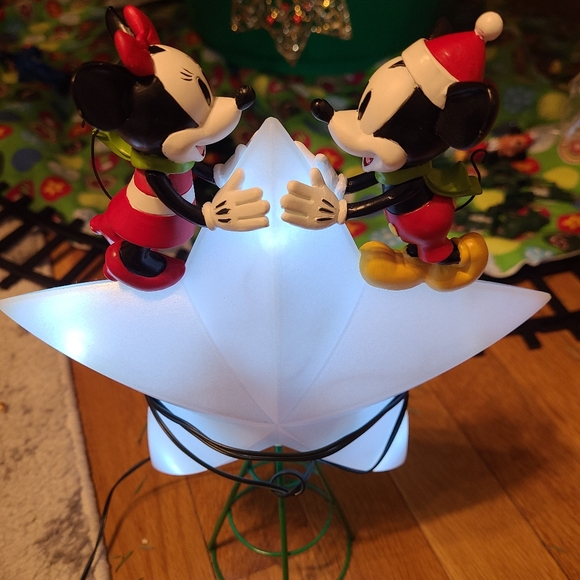 Disney Mickey and Minnie Christmas Tree Topper - Picture 3 of 4